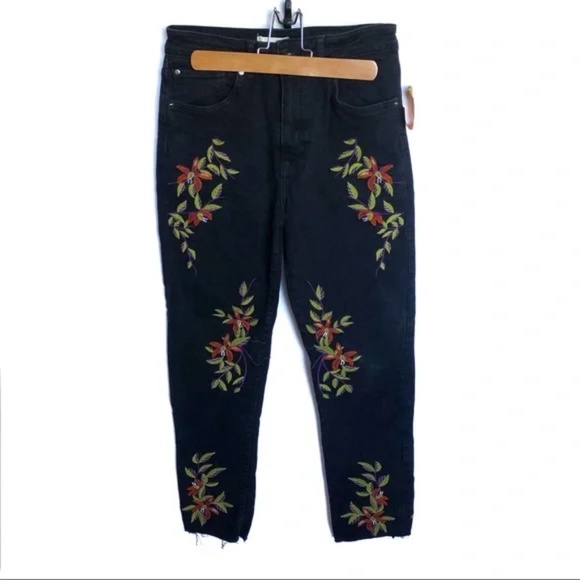 H&M Floral Embroidered Raw Hem Jeans - Picture 1 of 5